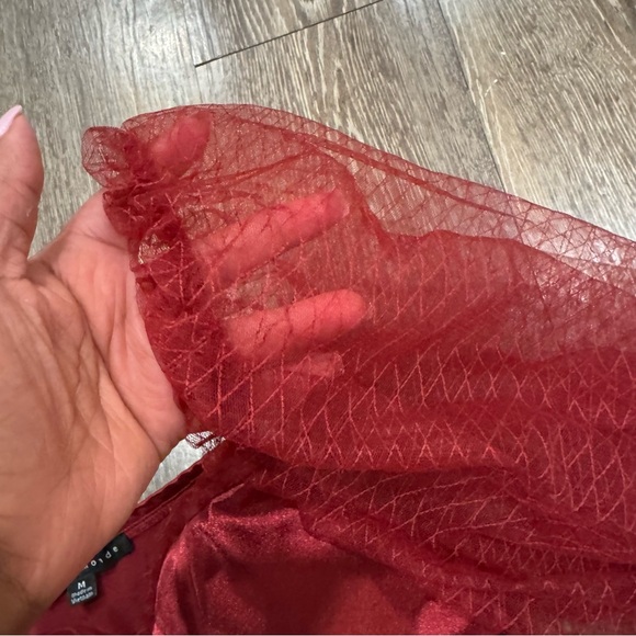 Haute Monde Scarlet Puff Sleeve cropped Blouse - Picture 6 of 6